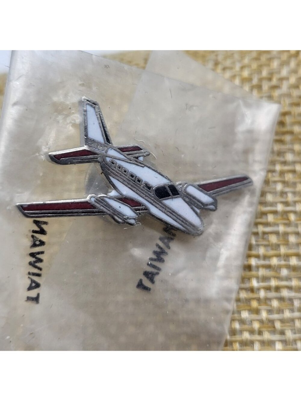 Vintage Beechcraft Enamel Airplane pin Pilot Tie tack